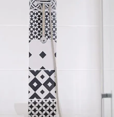 Proche Vaugirard - Ii *